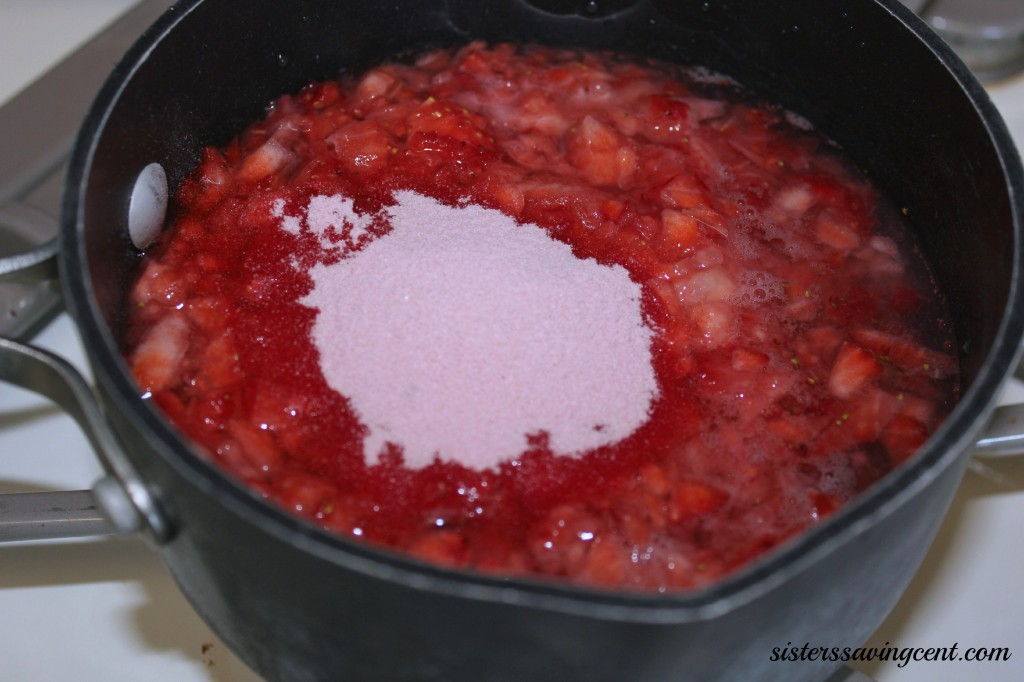 strawberry jam pan